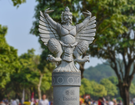 泰国图腾雕像