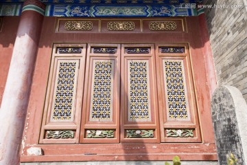 广仁寺里的特色镂空窗花