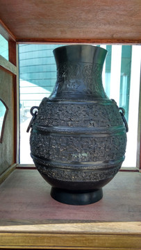 青铜罐，青铜瓶，青铜文物