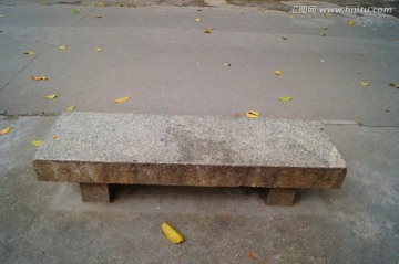 公园水泥凳子