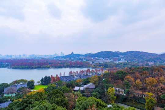 远眺西湖风景区