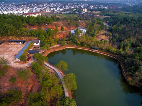 兰溪诸葛卧龙湖度假村航拍全景