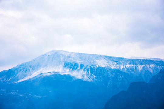 雪山