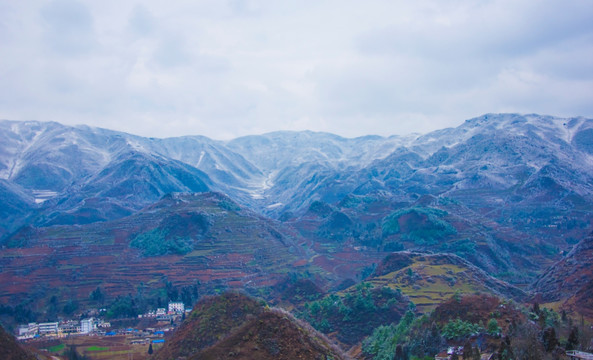 雪岭 山地