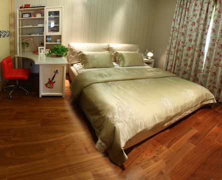卧室大床床品家庭装修装饰