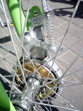 自行车 鼓刹