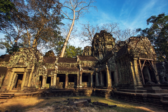 柬埔寨塔布笼寺建筑风光