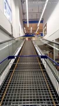 超市自动扶梯