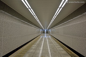 人行隧道
