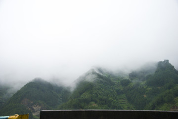雨后雾海