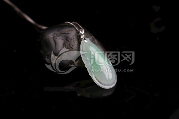 翡翠吊坠图片
