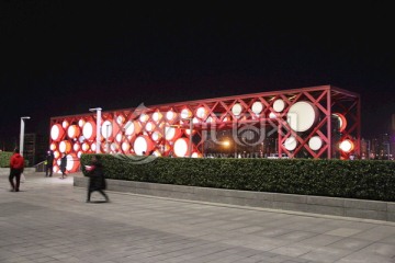 奥林匹克鼓墙夜景