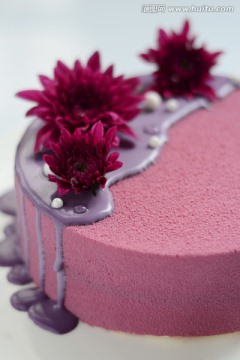 紫色慕斯蛋糕