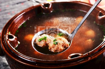 汽锅肉丸