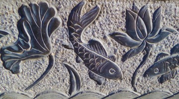 石刻 鲤鱼戏莲图