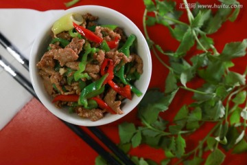 小碗菜青椒炒肉丝