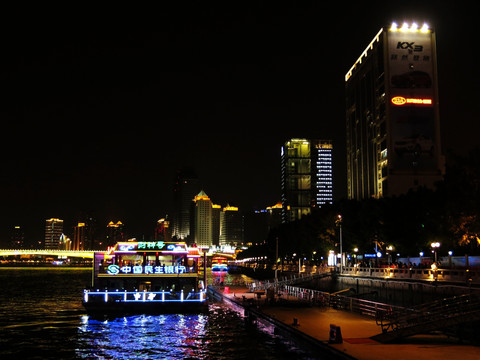 珠江码头夜景