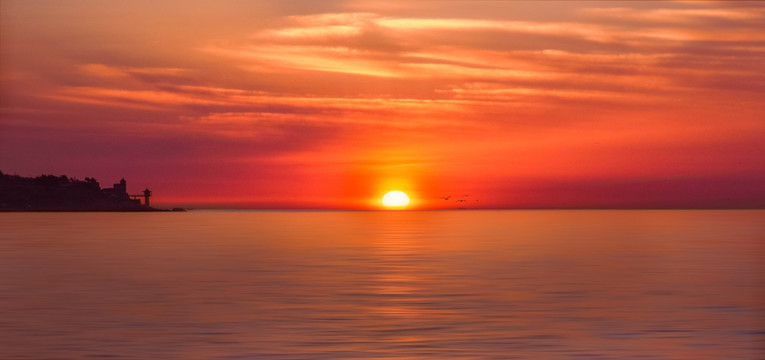 海上日出风光