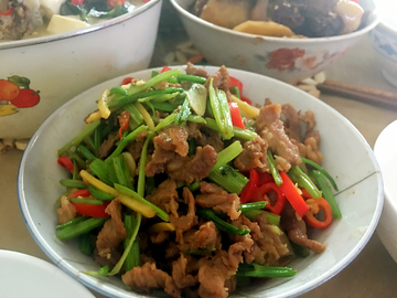 家常菜 芹菜炒牛肉