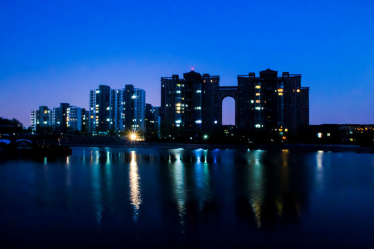 城市 夜景