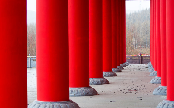 红柱长廊