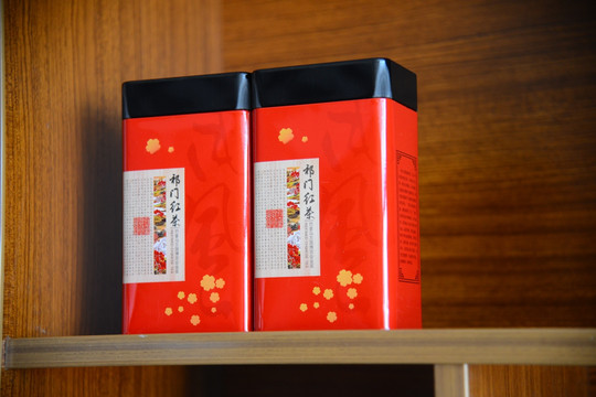 红茶铁盒