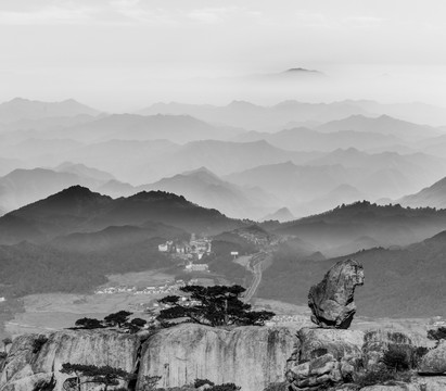 水墨山川