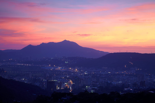 台北城市黄昏风景