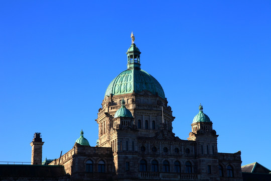 加拿大省议会大厦