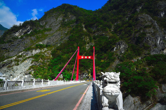 台湾太鲁阁慈母桥