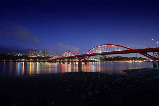 台北关渡桥