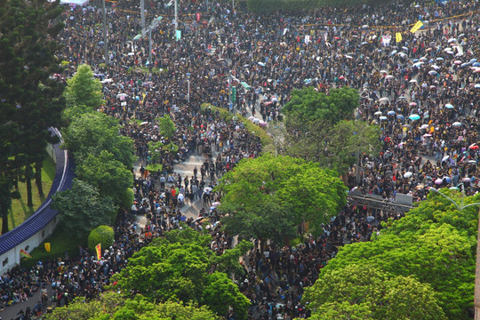 台北示威群众