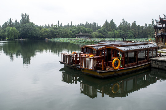 杭州西湖 船