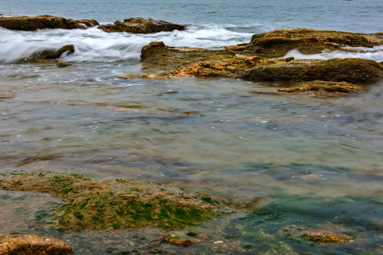 大海 礁石 浪花