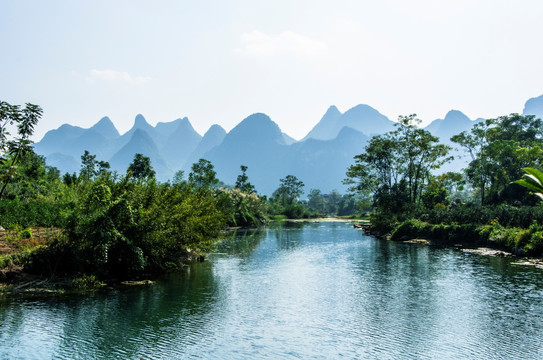 遇龙河风光