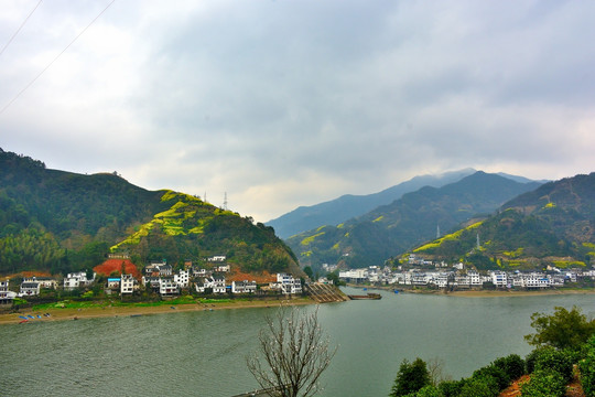 新安江山水画廊