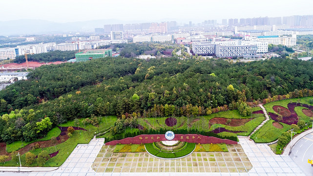 南昌大学