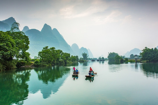 山河