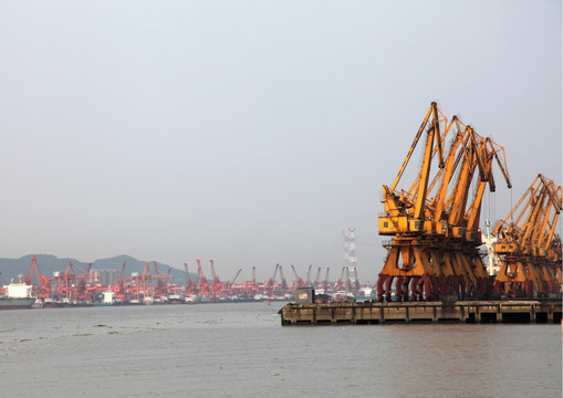 广州珠江货运码头