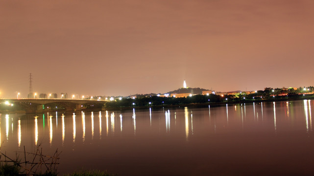 迷人夜景