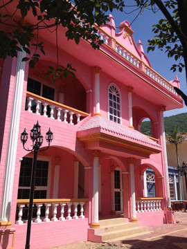 粉红色的别墅