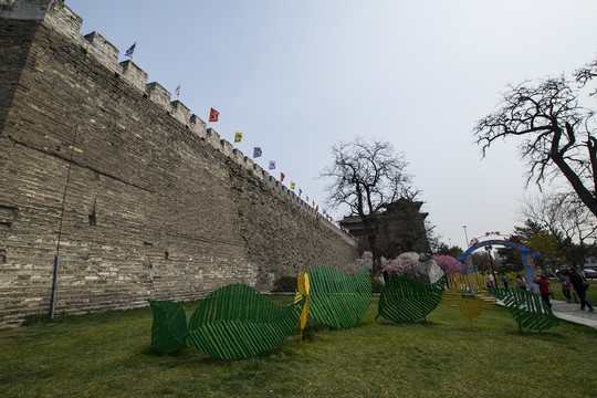 北京明城墙遗址公园 东便门角楼