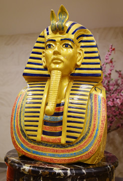 埃及法老像