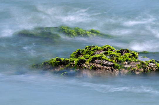 广东惠州盐洲岛礁石