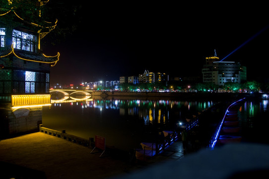 乐山五通桥夜景