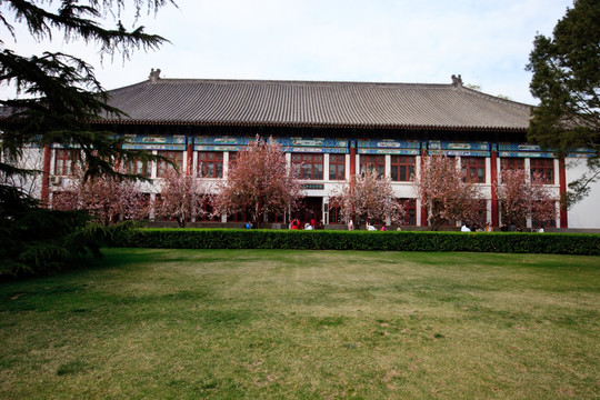 北京大学外国语学院