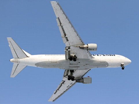 波音767 飞机降落 旅游包机