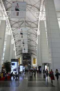 广州白云机场 航站楼内景