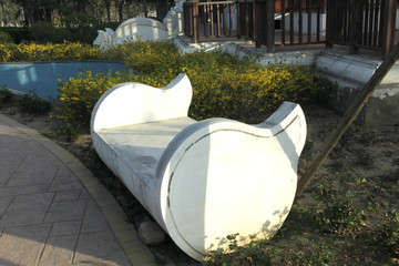 石凳