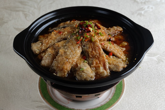农家炖带鱼